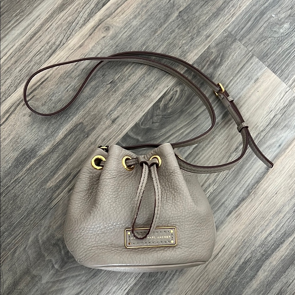 Marc Jacobs Pebbled Taupe Leather Drawstring Crossbody